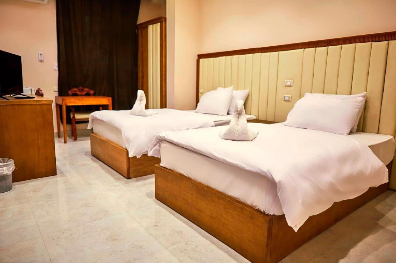Grand Golden Pyramids View Hotel Kafrat al Jabal Exterior photo